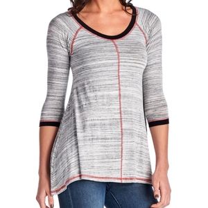 Fit and flare space stripe contrast rayon top